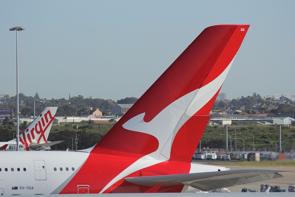 Qantas buy back